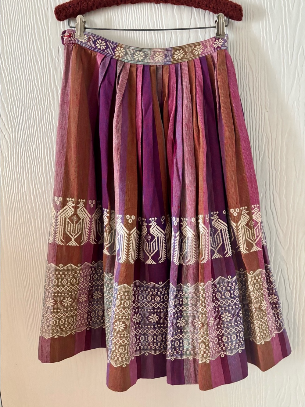 Mayan Modern Guatamala Purple Pleated Skirt 28" Gorgeous!